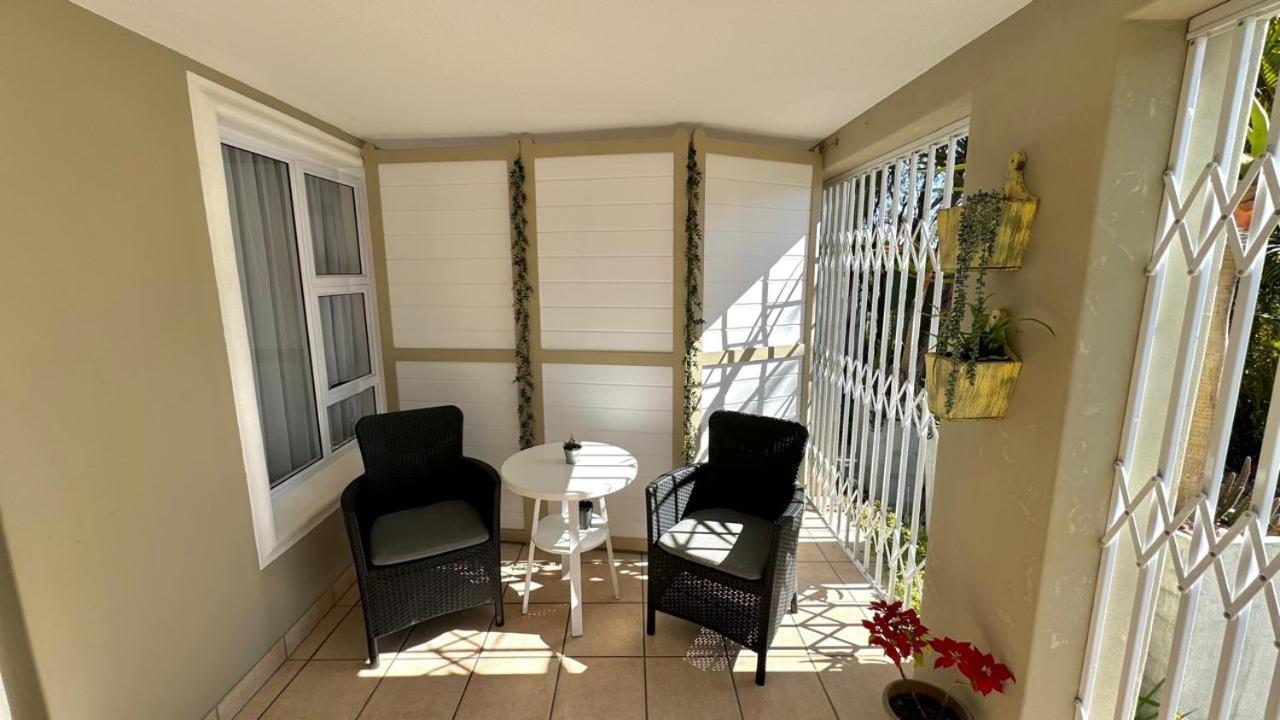 Plett57 - Self Catering - Room No1 เพลตเตนเบิร์กเบย์ ภายนอก รูปภาพ